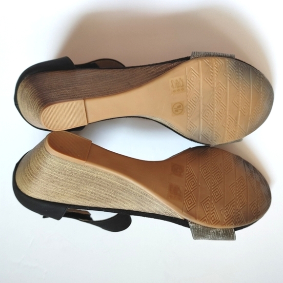 Chinese Laundry Pewter/Black Strappy Wedge Heels - Picture 6 of 13